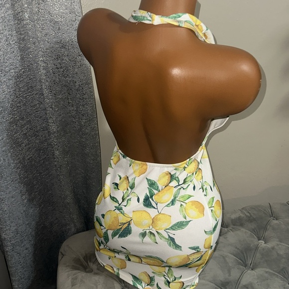 Misguided Lemon 🍋 dress - Picture 3 of 5